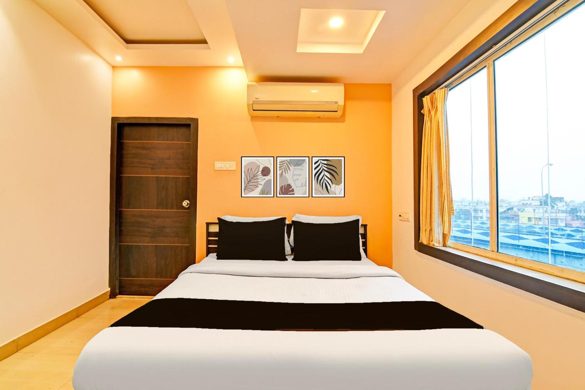 Super Hotel O Baguiati Nagarbazar Exterior photo