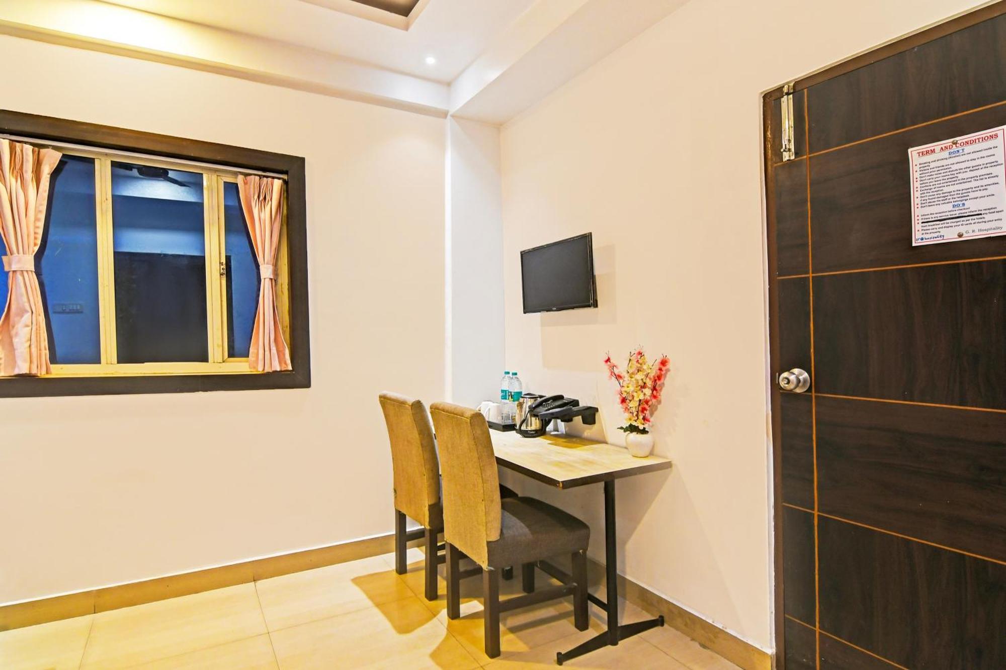 Super Hotel O Baguiati Nagarbazar Exterior photo