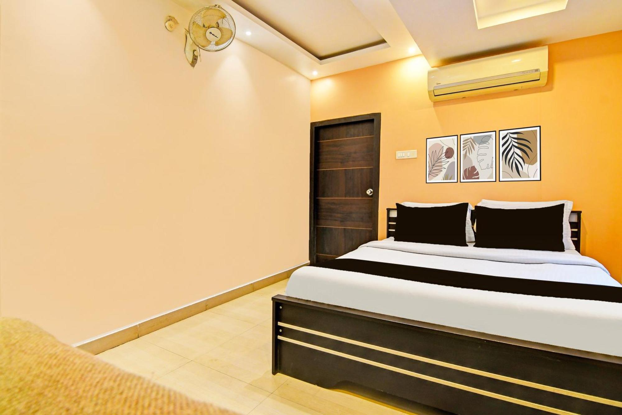 Super Hotel O Baguiati Nagarbazar Exterior photo