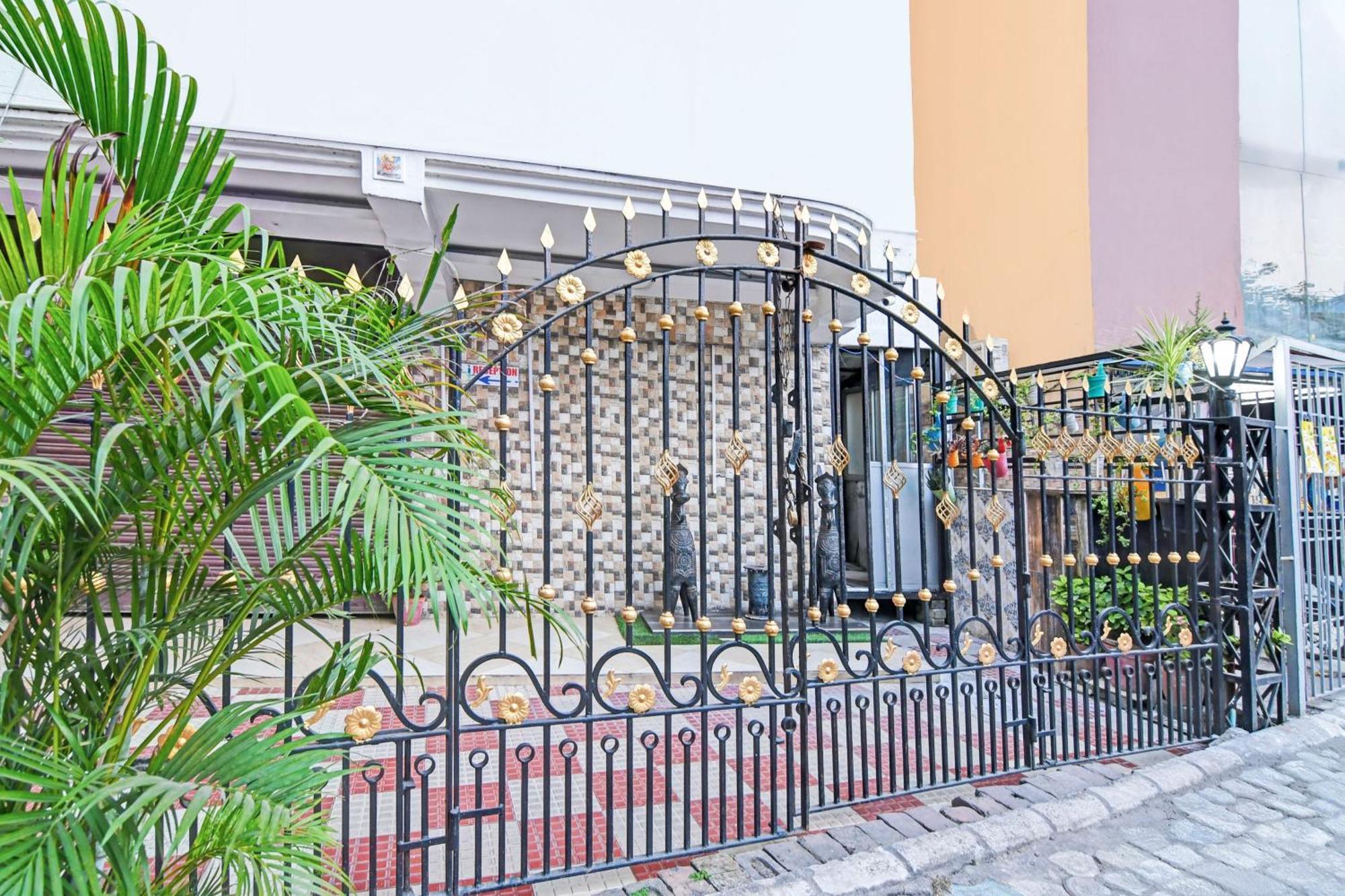 Super Hotel O Baguiati Nagarbazar Exterior photo